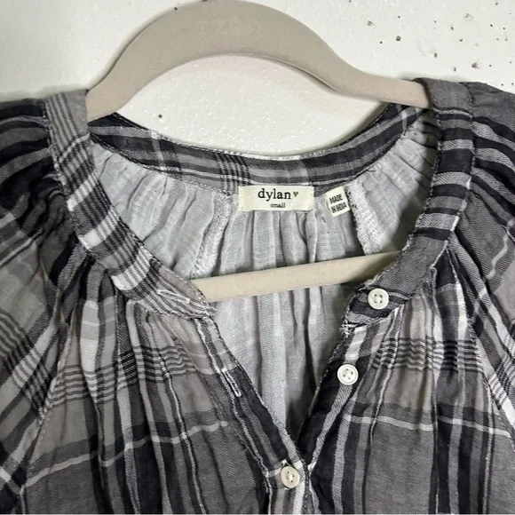 Dylan Plaid black and grey loose fitting top - Picture 4 of 7
